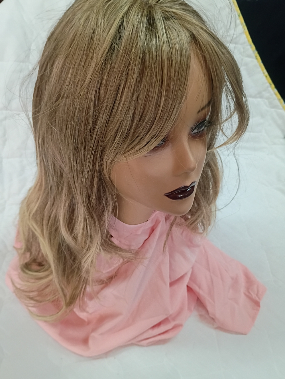 Bronde Women's Synthetic Wig with Soft Waves